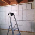 Eerste wand is bijna klaar.